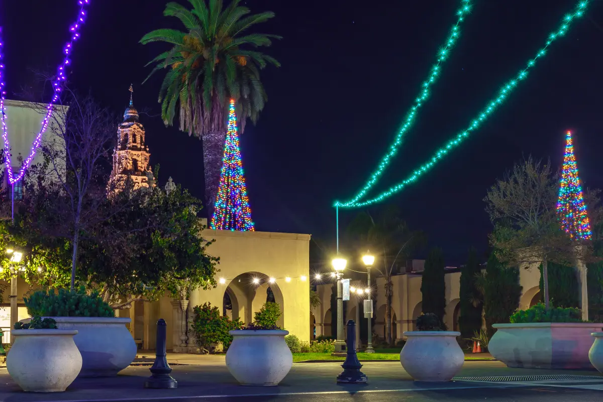 San Diego holiday activity guide featured image